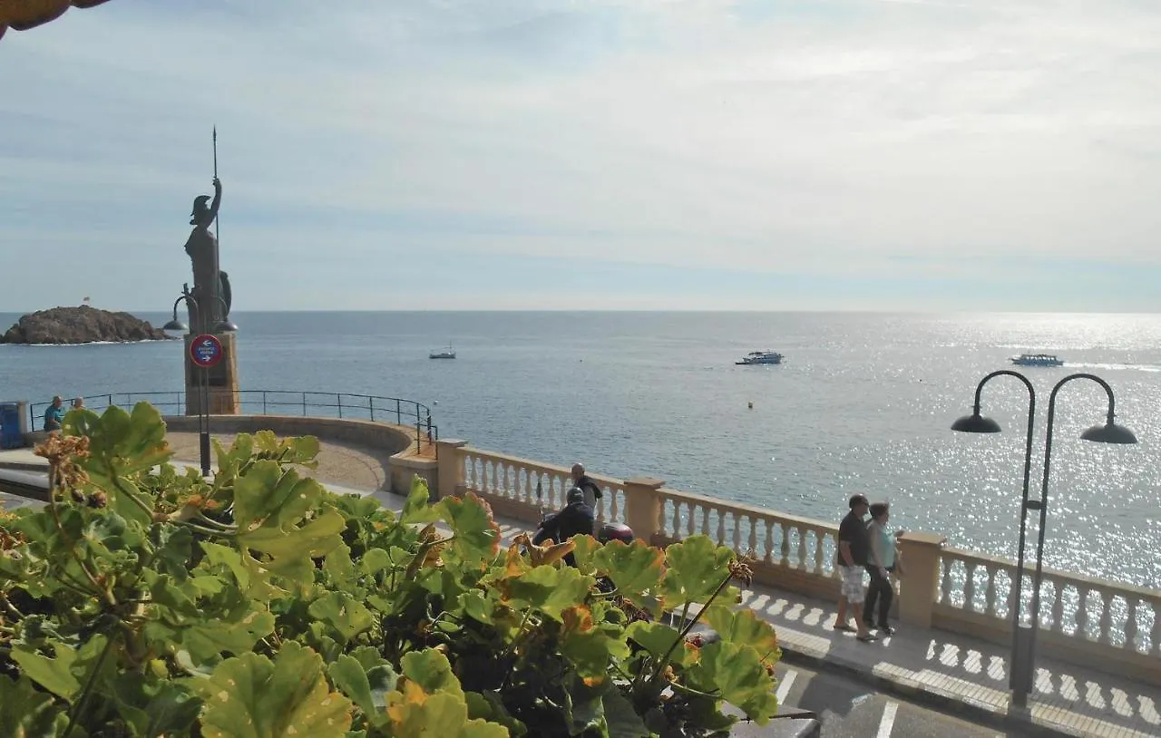 4 Bedroom Awesome Apartment In Tossa De Mar Spain